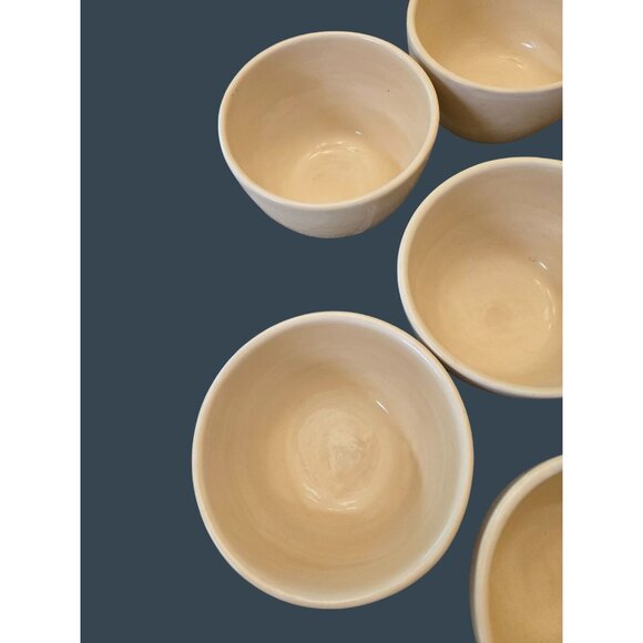 Set Of 8 Pottery Barn Sausalito Beige Stoneware Bowls - Picture 7 of 10